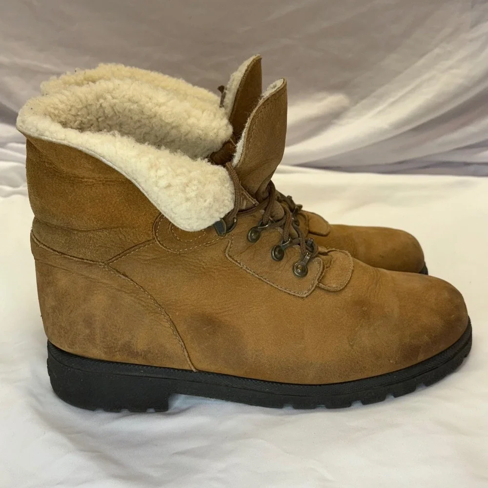 VTG Sorel Boots Women's‎ 10M Leather Shearling Lined Ankle Winter Made in Canada